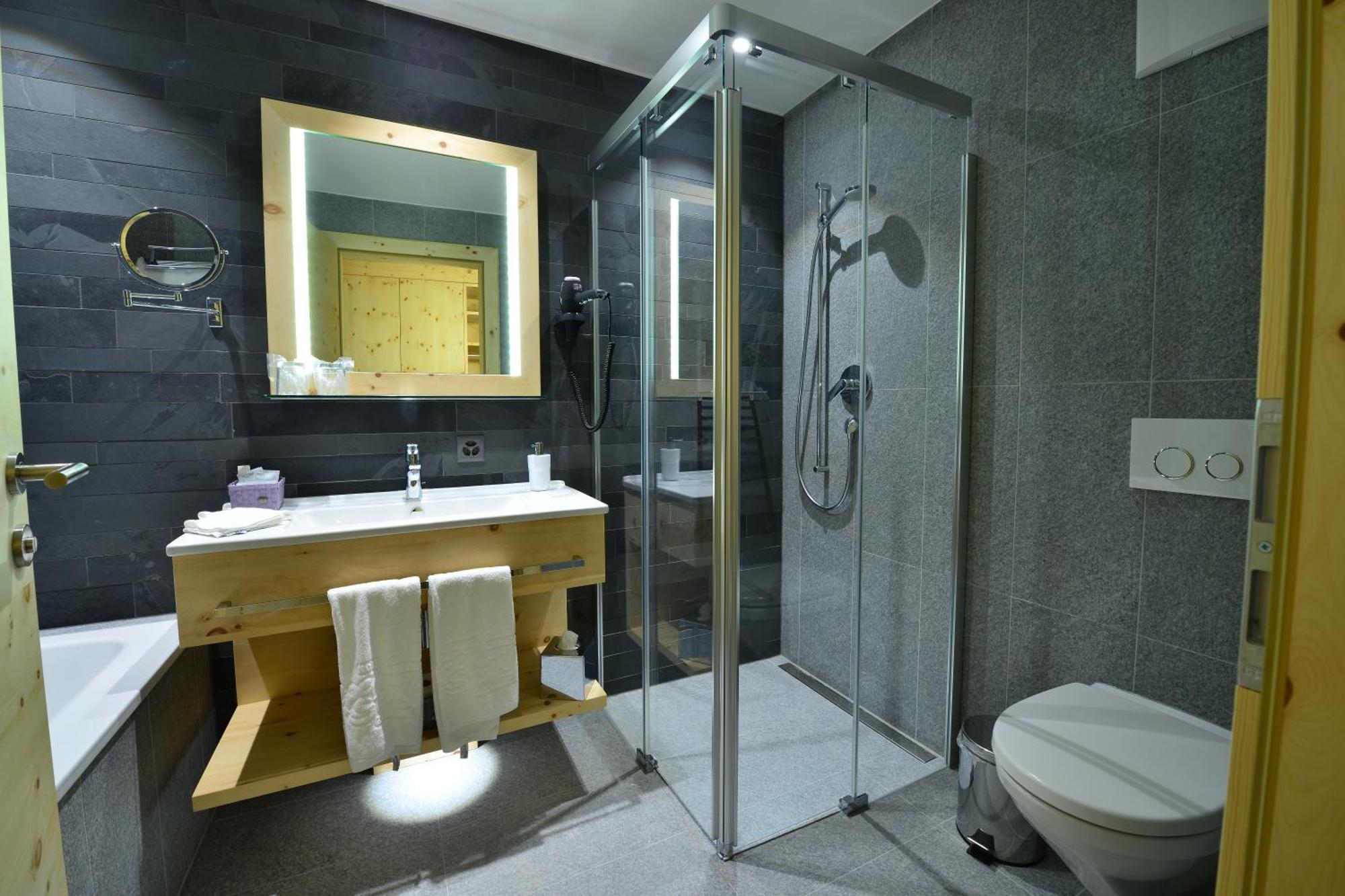 Deluxe Double Room Ground Floor