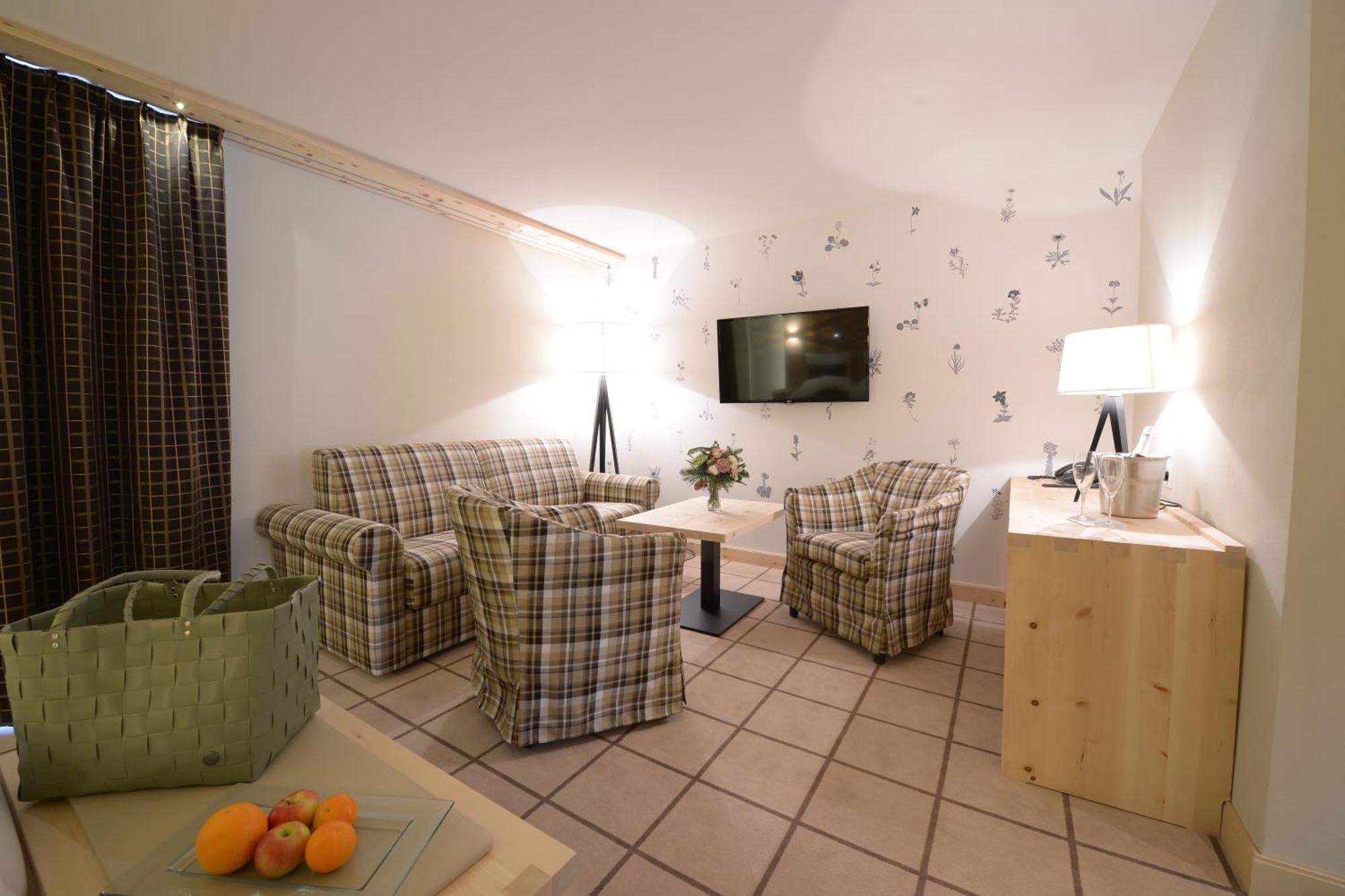 Style Double Room,706090012:JPEG