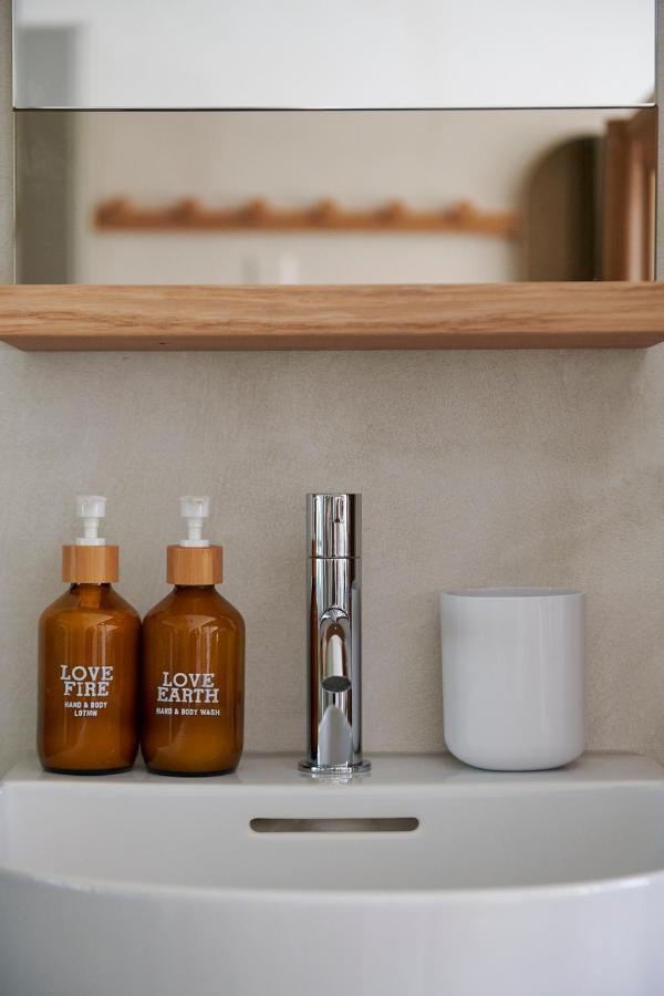 Single Room Shower